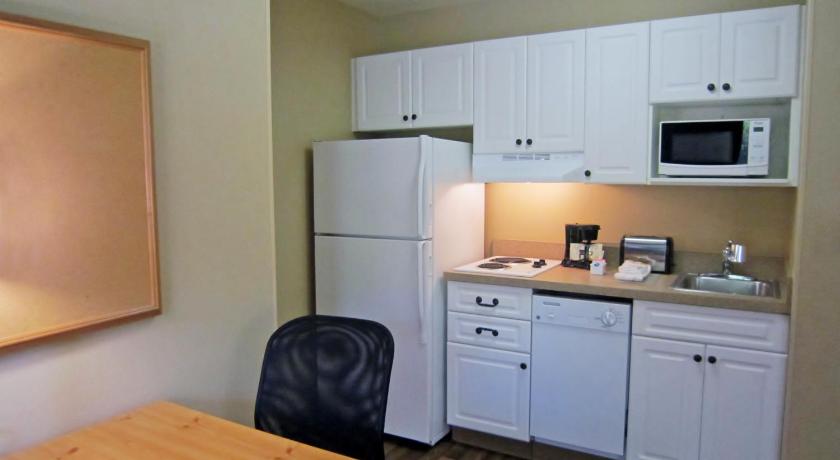 Extended Stay America Suites - Pleasanton - Chabot Dr.