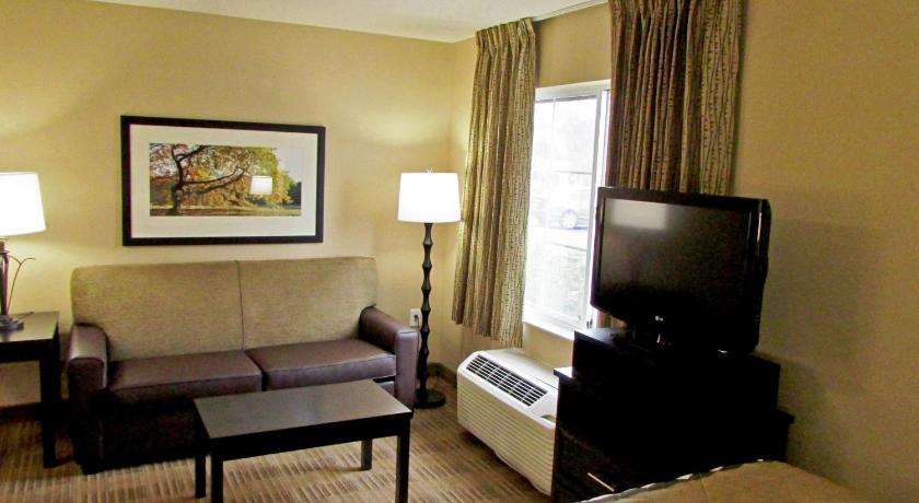 Extended Stay America Suites - Boston - Waltham - 32 4th Ave.