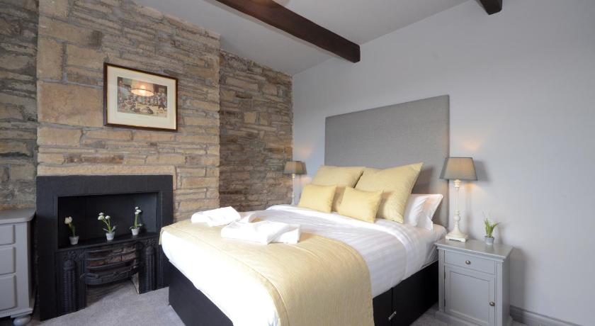 Alma Inn photo