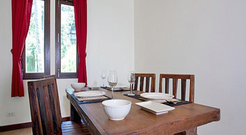 Image of Beachfront Apartment - 2 Bedroom (Lower floor) 17
