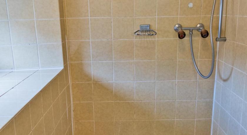 Image of Double Room with Shared Shower and Toilet 15