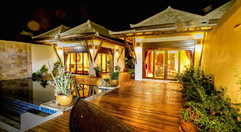 Image of Beachfront Villa - 3 Bedroom 1
