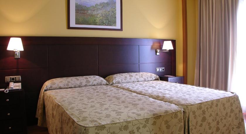 Hotel II Castillas Avila