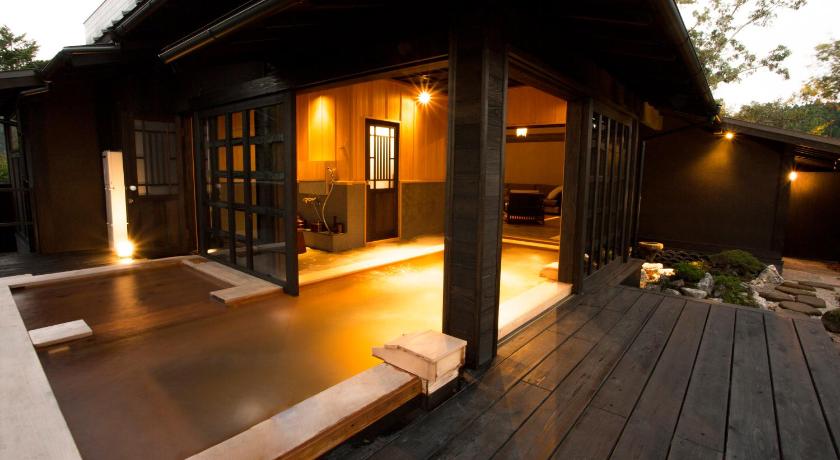 Deluxe Japanese-Style Room with Open Air Bath - Kagetsu