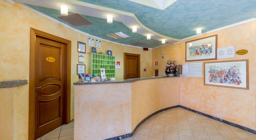 Hotel Baia Marina photo