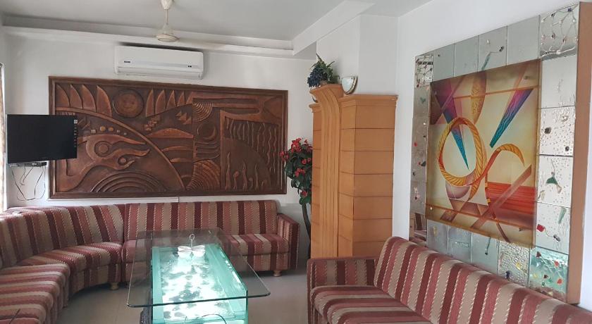 Hotel Sitara Paradise Ameerpet – Hyderabad, IA
