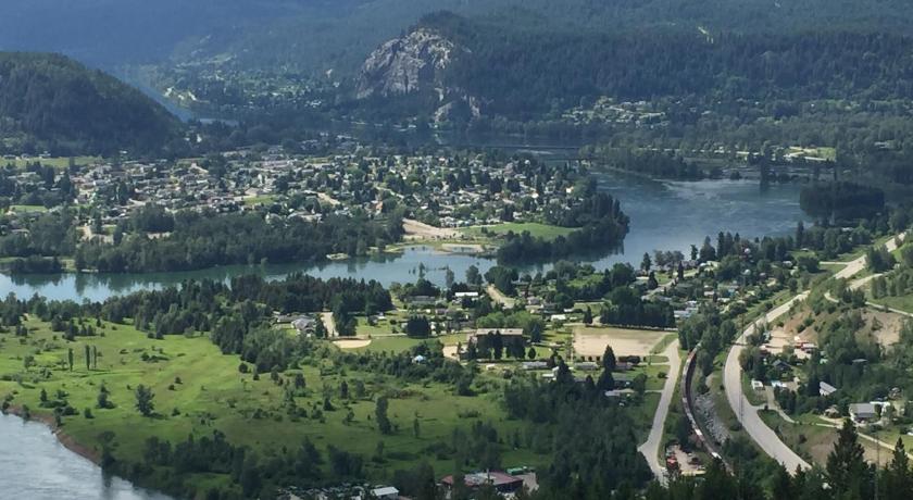 Canadas Best Value Inn & Suites Castlegar