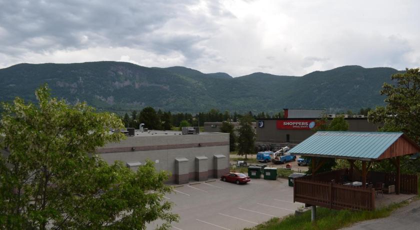 Canadas Best Value Inn & Suites Castlegar