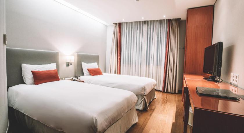 Image of Twin Room A 1