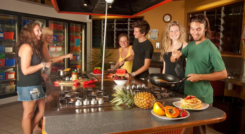 Dougies Backpackers Resort photo
