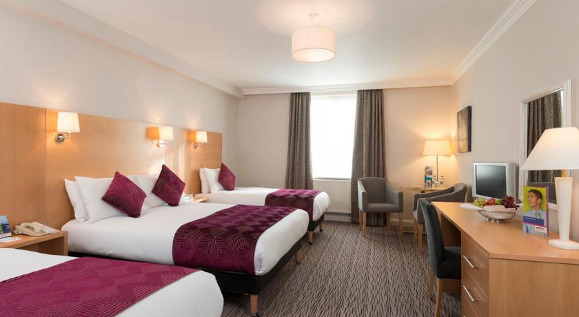 Park Inn by Radisson Shannon Airport