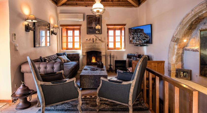 CASA FELICIA-The Castle Mansion — Hotel in Monemvasia