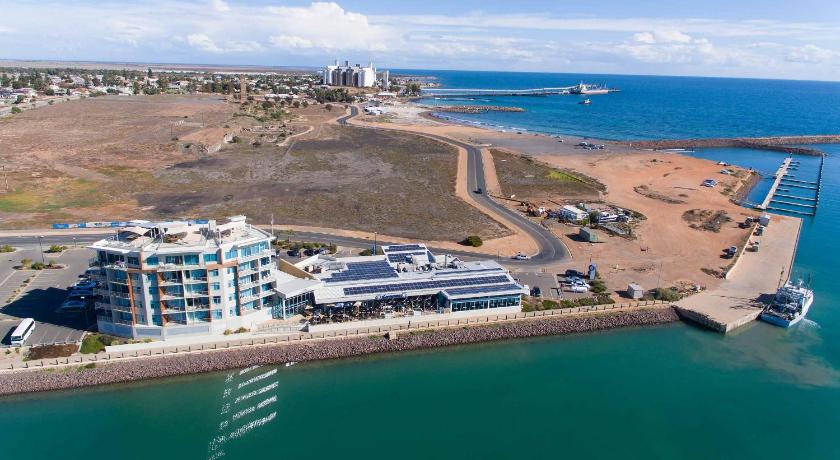 Wallaroo Marina Apartments