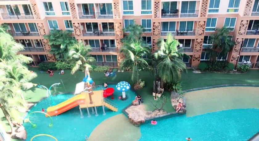 Atlantic Condo Resort Pattaya by Panisara - image 2
