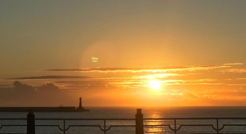 Slow Living Seaview B&B photo