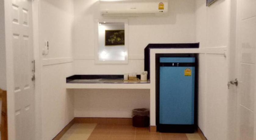 Image of Deluxe Triple Room 6