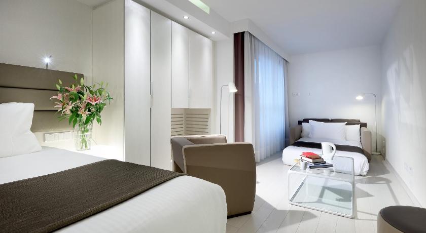 Image of Superior Room 1