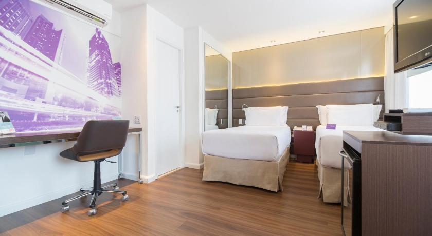 Image of Superior Twin Beds 4