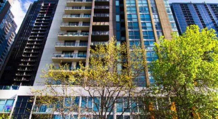 ReadySet Apartments at Sentinel photo
