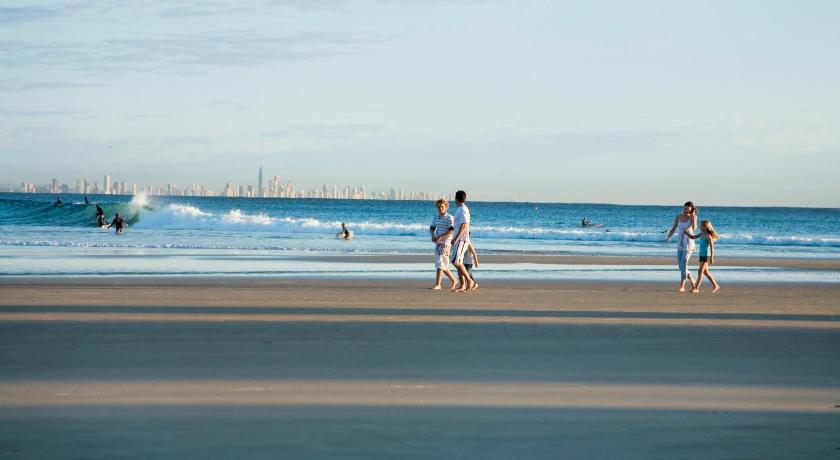 Kirra Beach Apartments