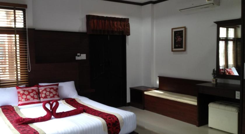 Image of Deluxe Bungalow 12