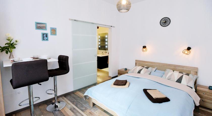 Image of Double Room with Private Bathroom 0
