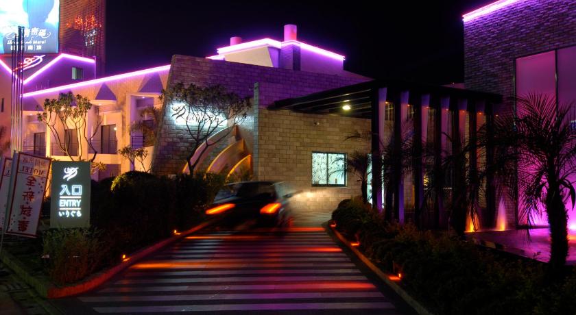 Romantic Code Art Motel photo