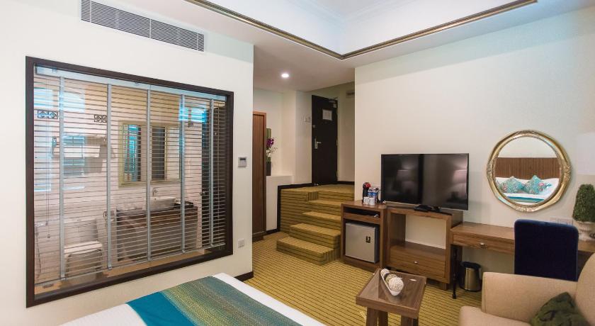 Image of Advantage Suite 3