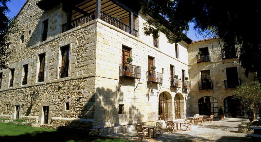 Parador de Santillana Gil Blas