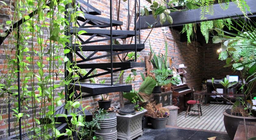 Bangkok J No.14 3-Star Hotel view