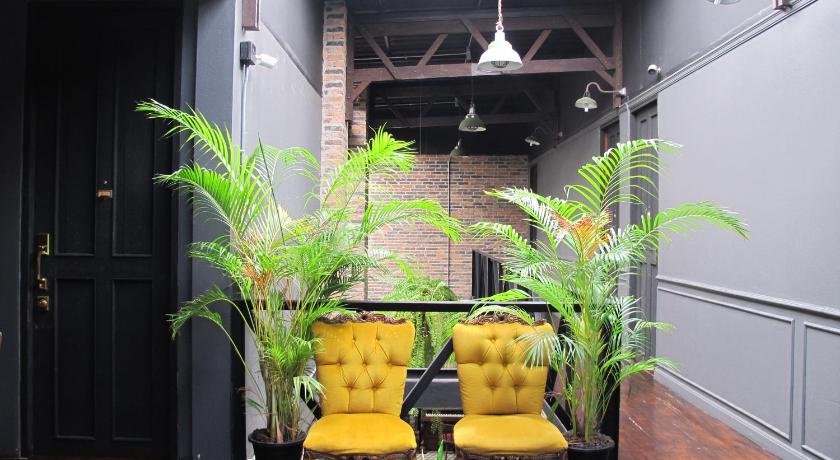 Bangkok J No.14 3-Star Hotel restaurant