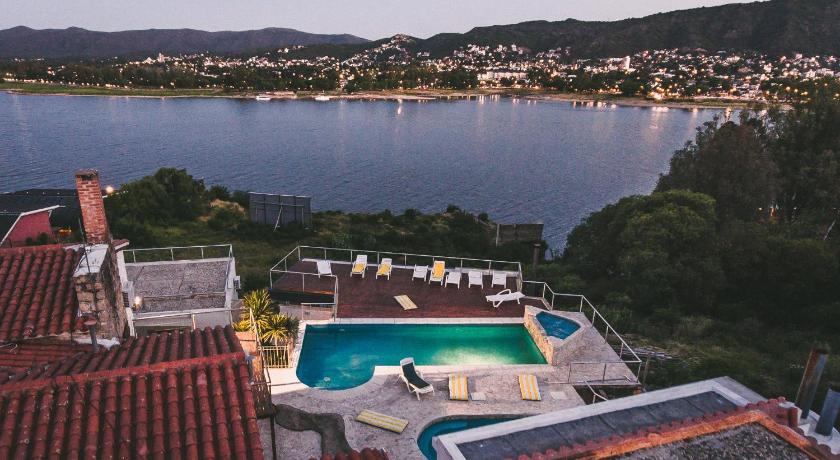 lacasonavistalago — Hotel in Villa Carlos Paz
