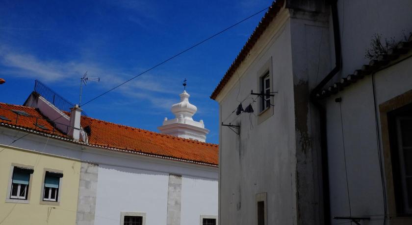 Lisbon Poets Hostel - 14