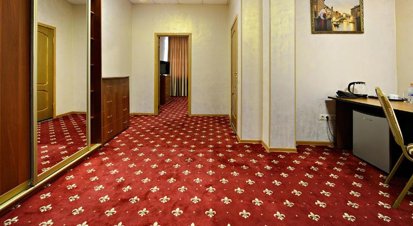 Rus Hotel photo