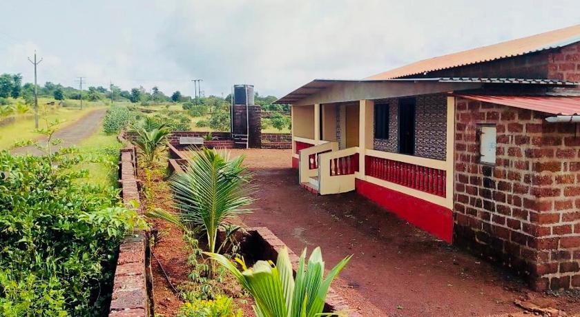 Divekar Aamrai - A farmhouse in the arms of Kokan — Hotel in Ratnagiri