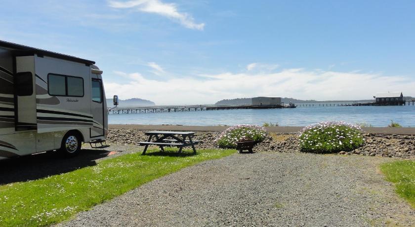 Harborview Inn & RV Park photo