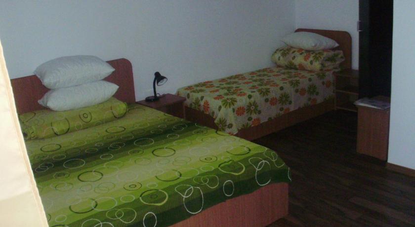 Casa orizont photo