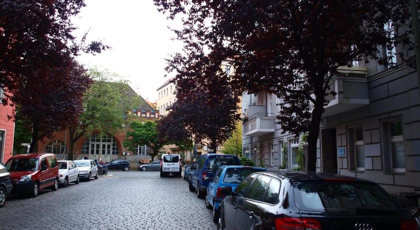 ベルリン Hotel-Pension Dorma ホテル プール