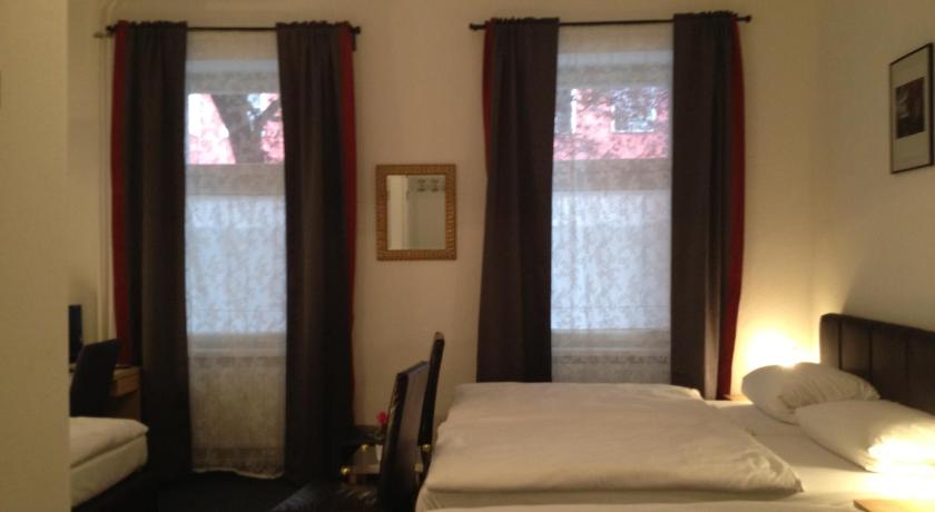 ベルリン Hotel-Pension Dorma ホテル 客室