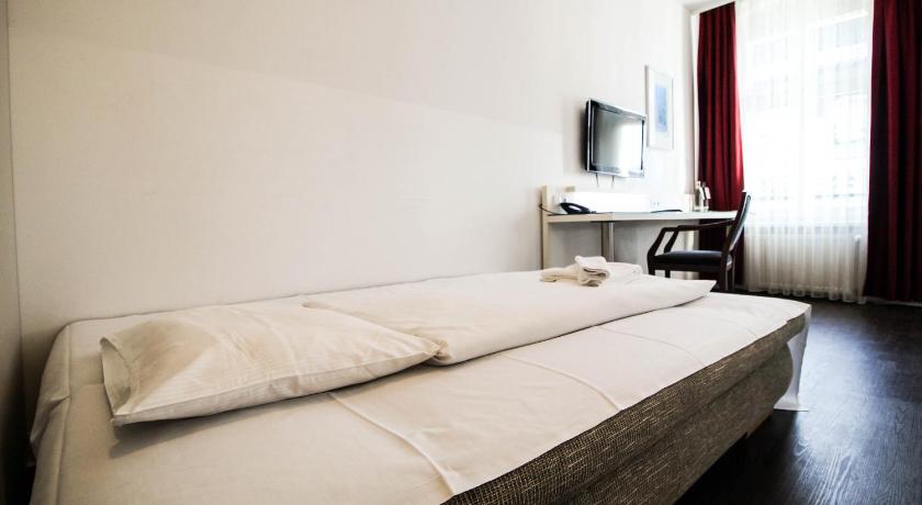 Image of Comfort Triple 11