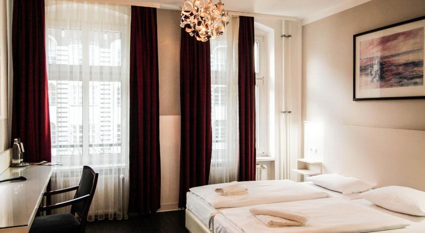 Image of Superior Double or Twin Room 4