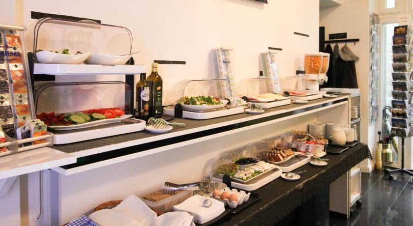 ベルリン Hotel Prens Berlin ホテル プール