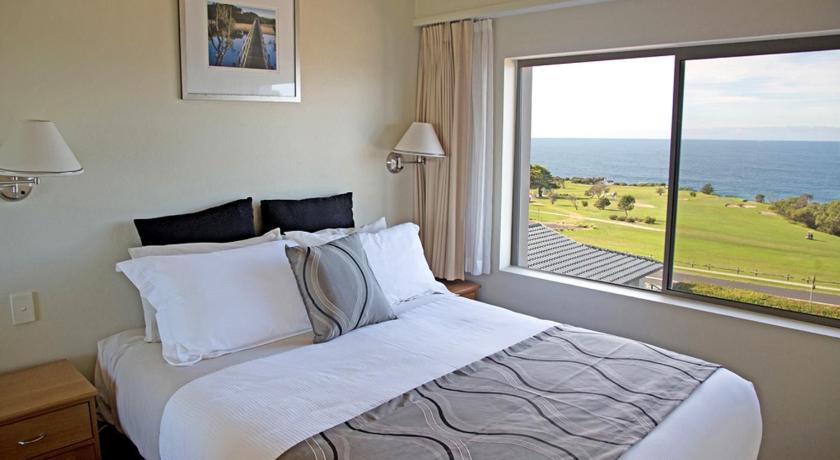 Amooran Oceanside Apartments and Motel photo