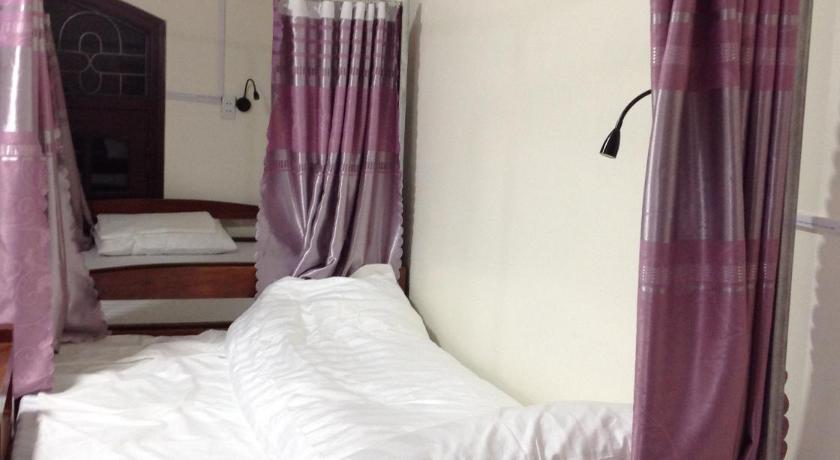 Image of Bunk Bed in Mixed Dormitory Room 14