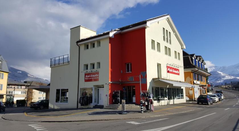 Attika Wohnung Spiez photo