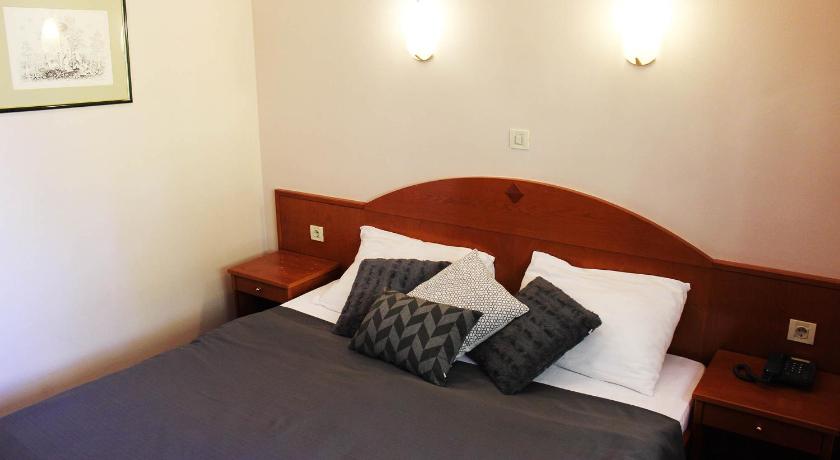 Hotel Lagus photo