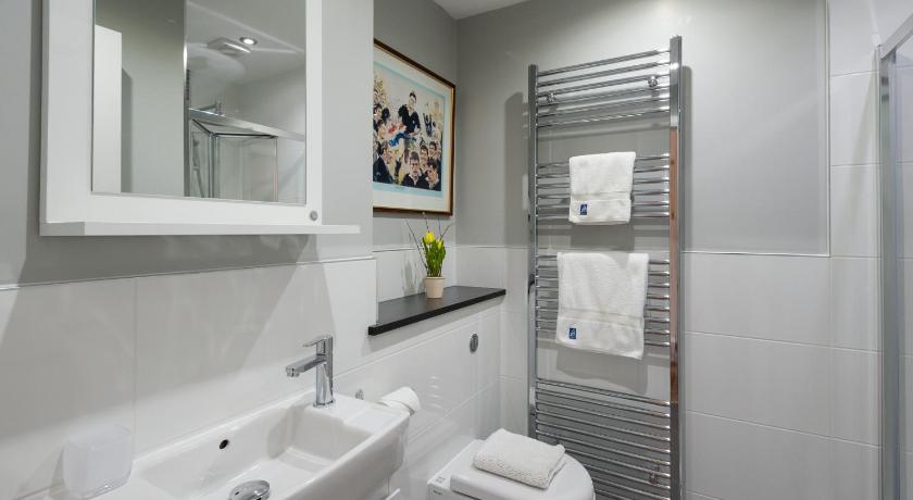 Image of Two-Bedroom Apartment 21