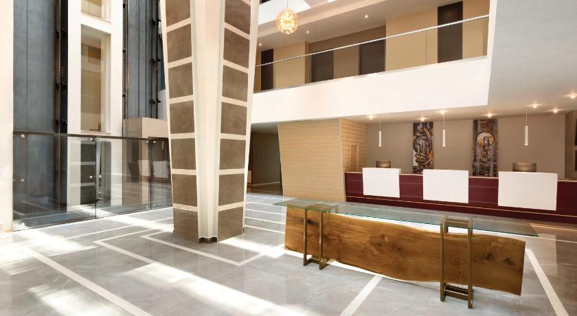 Ramada by Wyndham Constanta - image 6