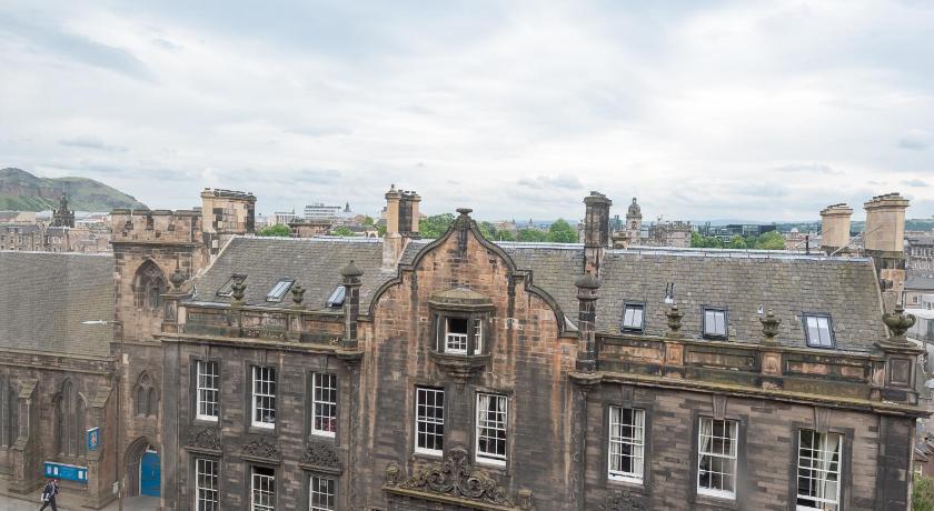 Image of Apartment 17