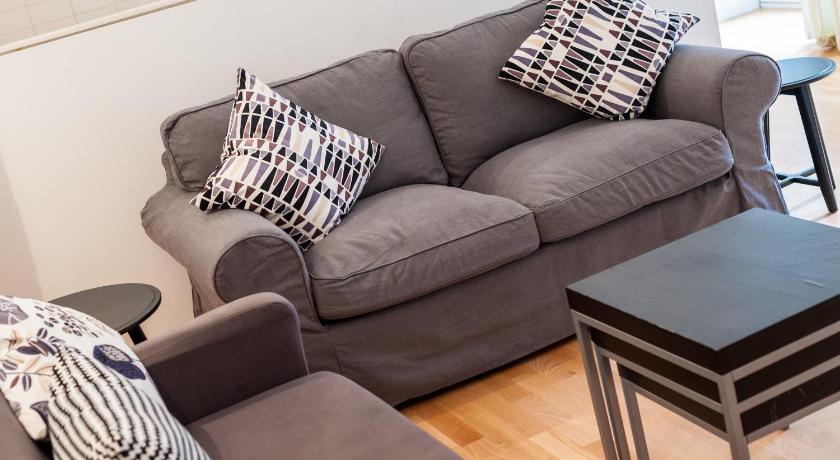 Image of Apartment 12